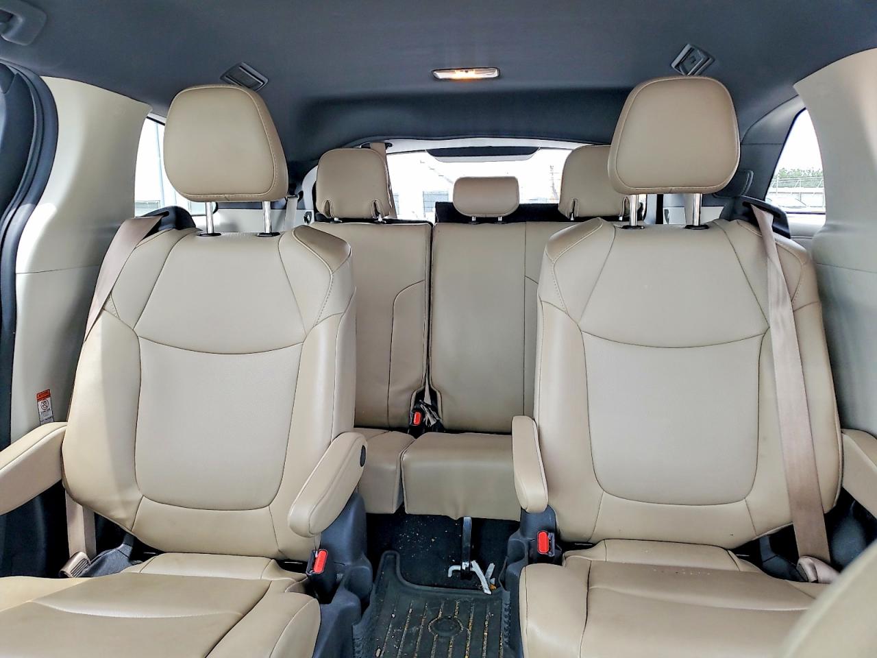 2021 TOYOTA SIENNA