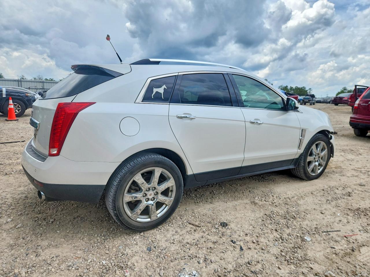 2010 CADILLAC SRX
