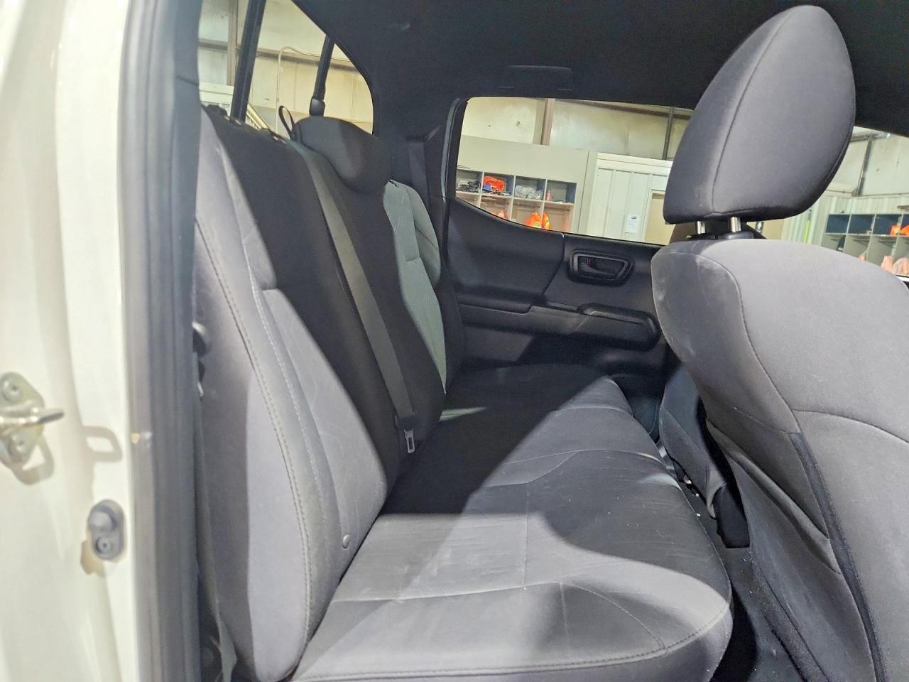2016 TOYOTA TACOMA