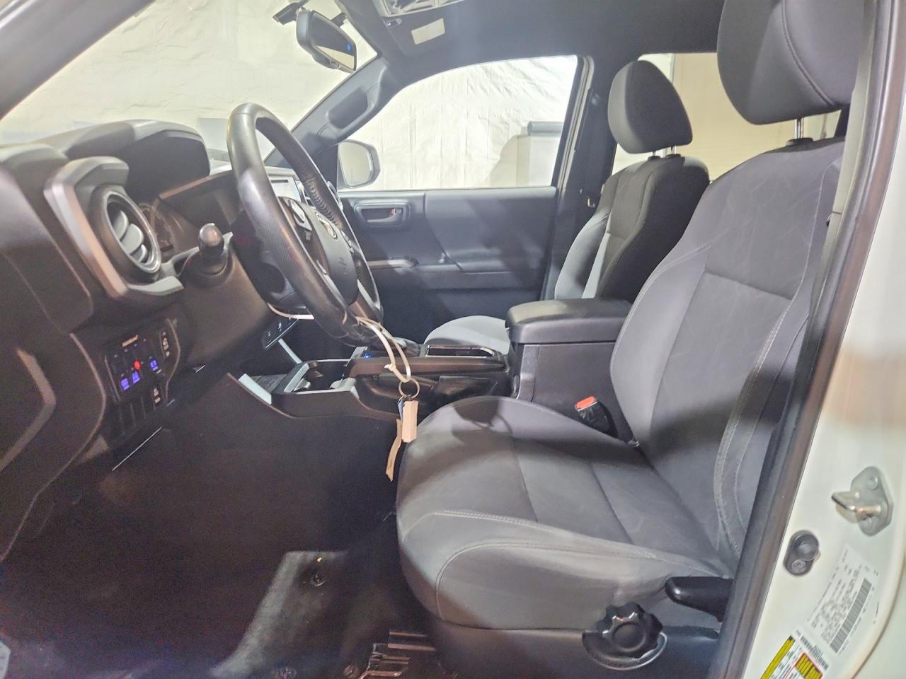 2016 TOYOTA TACOMA