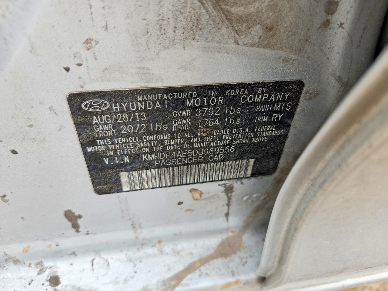 2013 HYUNDAI ELANTRA