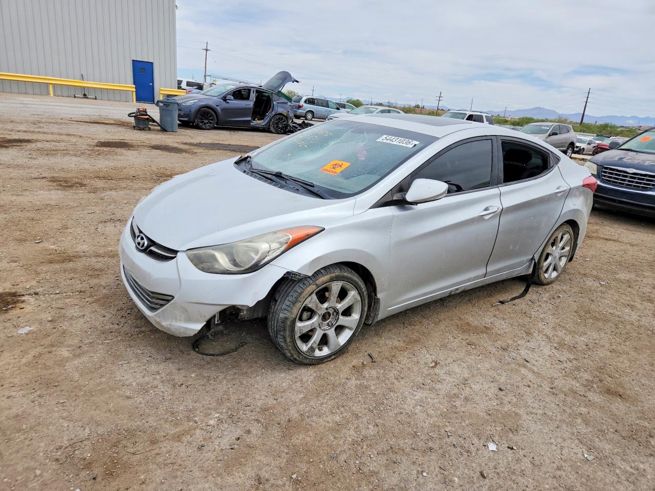 2013 HYUNDAI ELANTRA