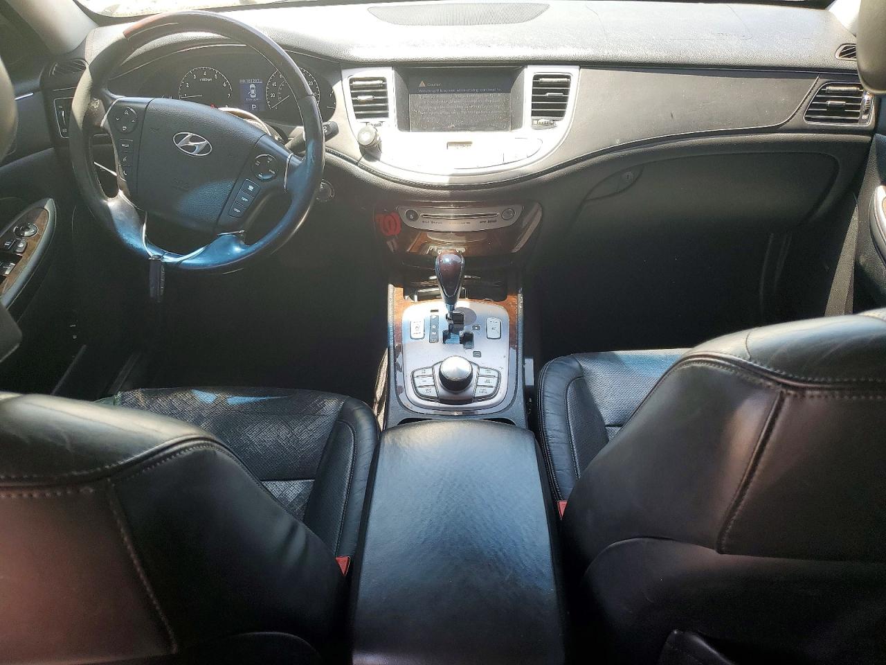 2011 HYUNDAI GENESIS