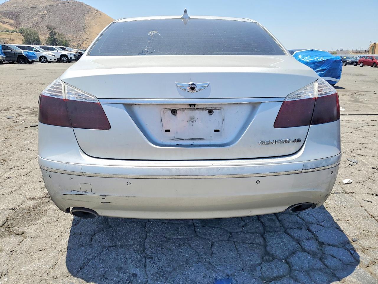 2011 HYUNDAI GENESIS
