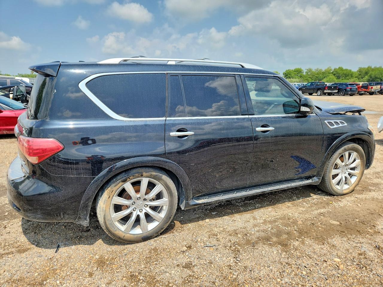 2012 INFINITI QX56 BASE