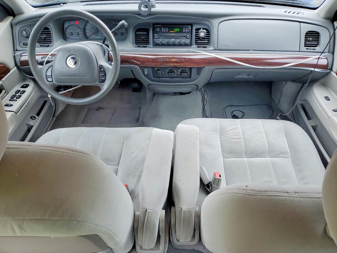 2004 MERCURY GRMARQUIS