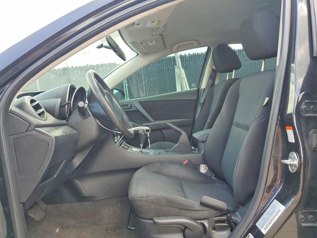 2010 MAZDA 3