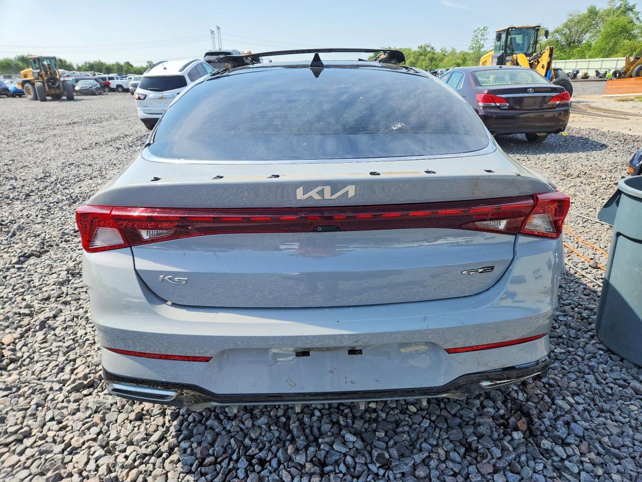 2022 KIA K5