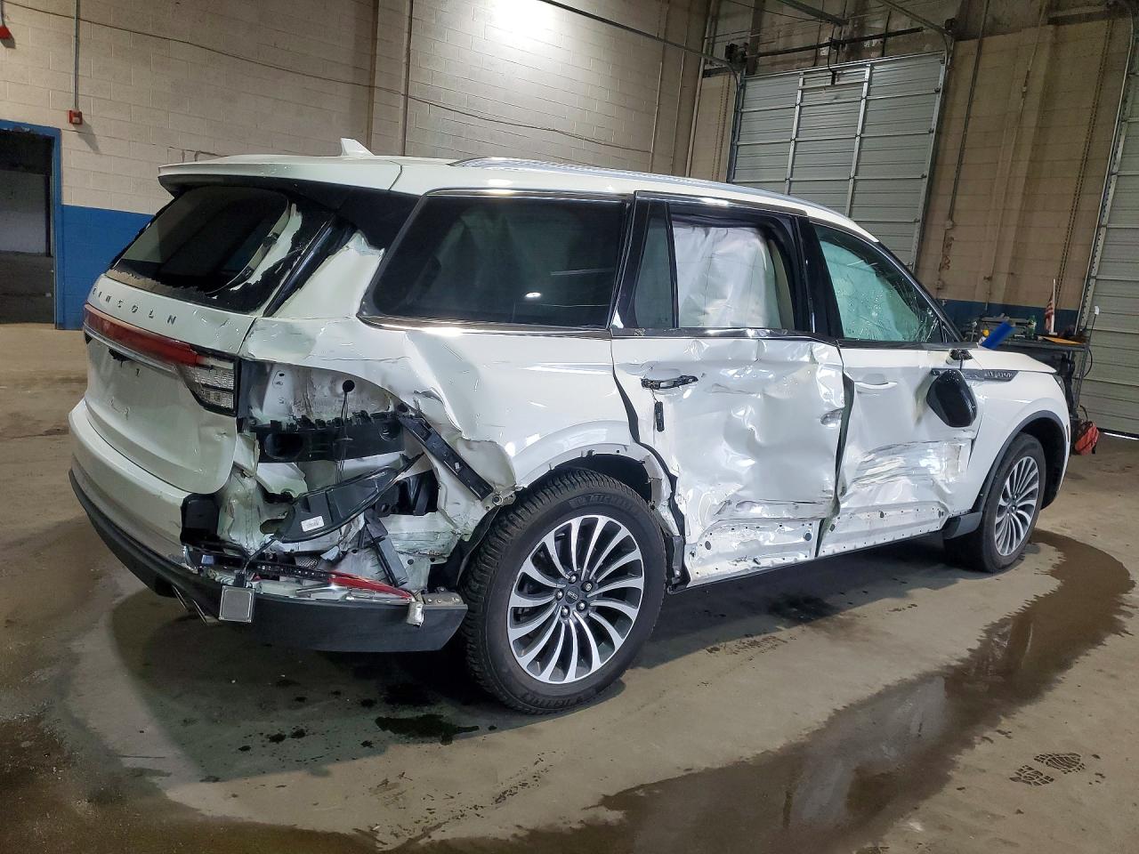 2022 LINCOLN AVIATOR