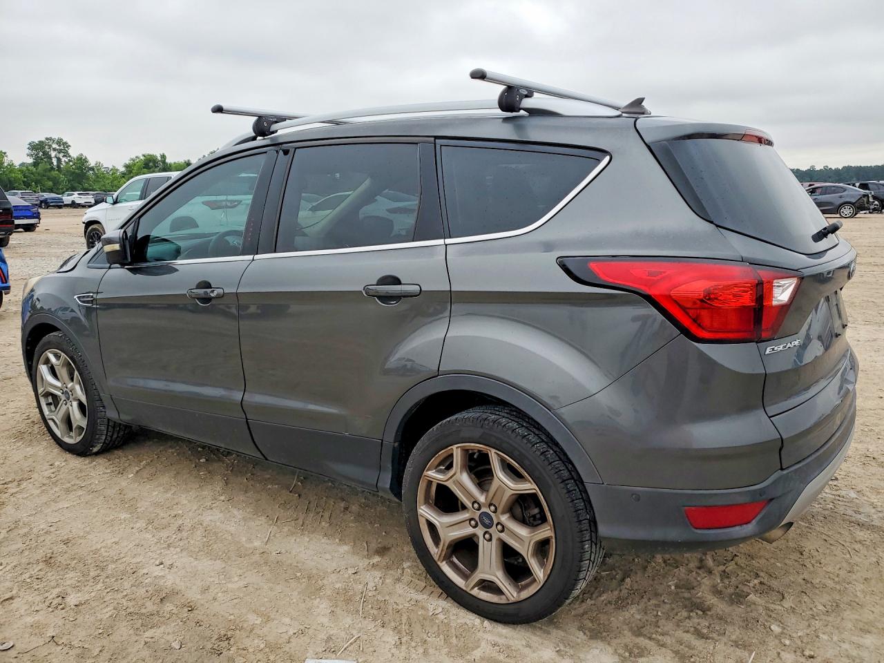 2019 FORD ESCAPE