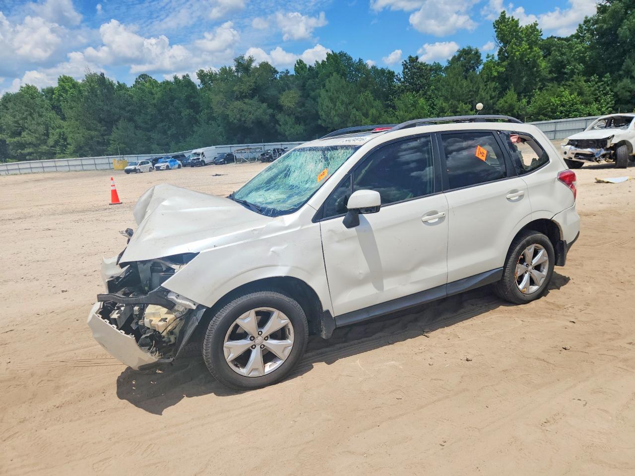 2015 SUBARU FORESTER