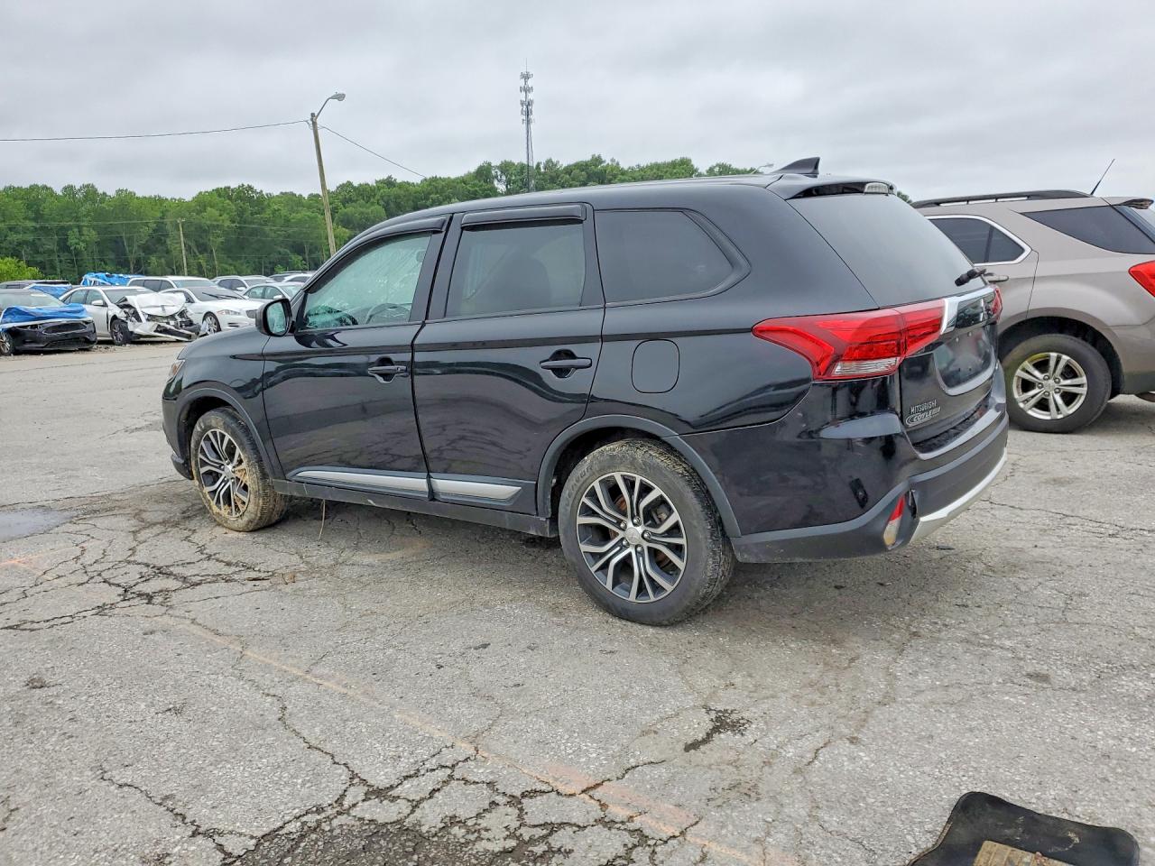 2018 MITSUBISHI OUTLANDER