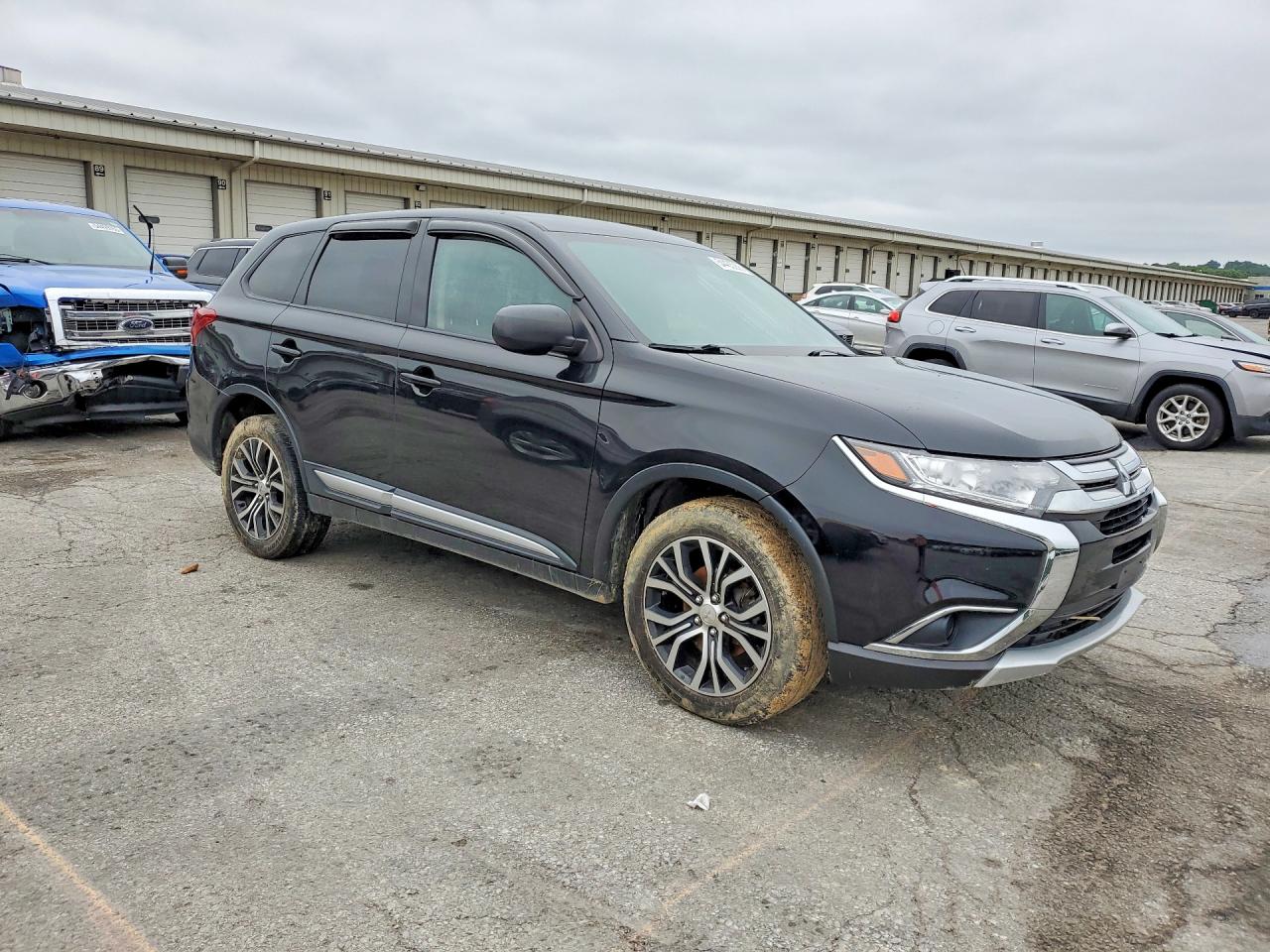 2018 MITSUBISHI OUTLANDER