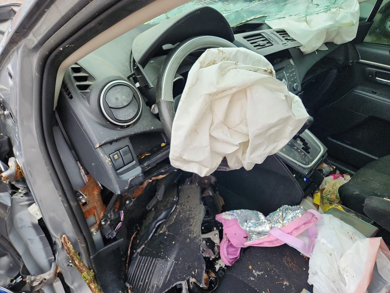 2012 MAZDA 5