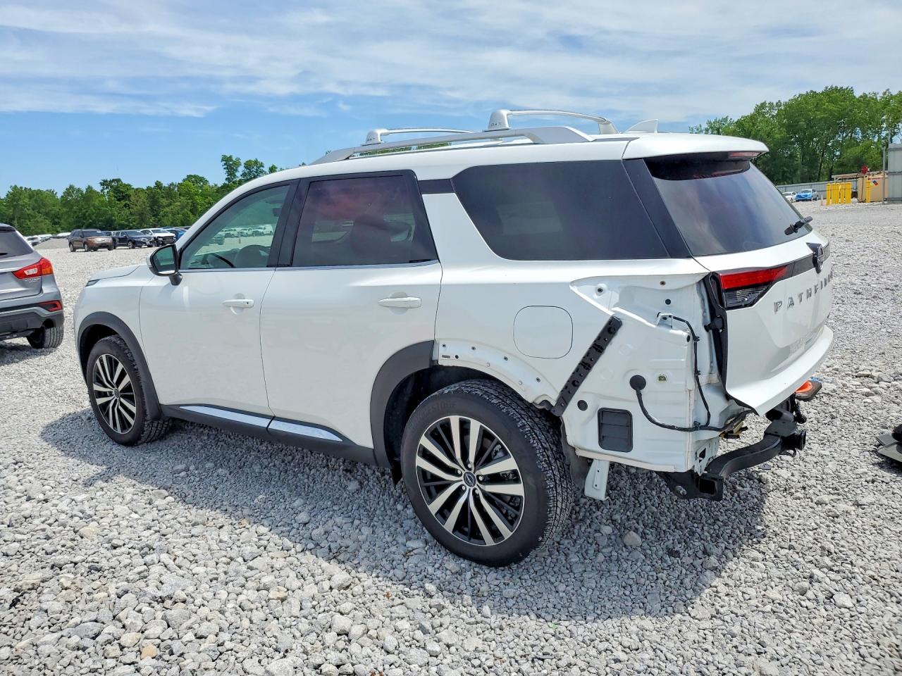 2025 NISSAN PATHFINDER