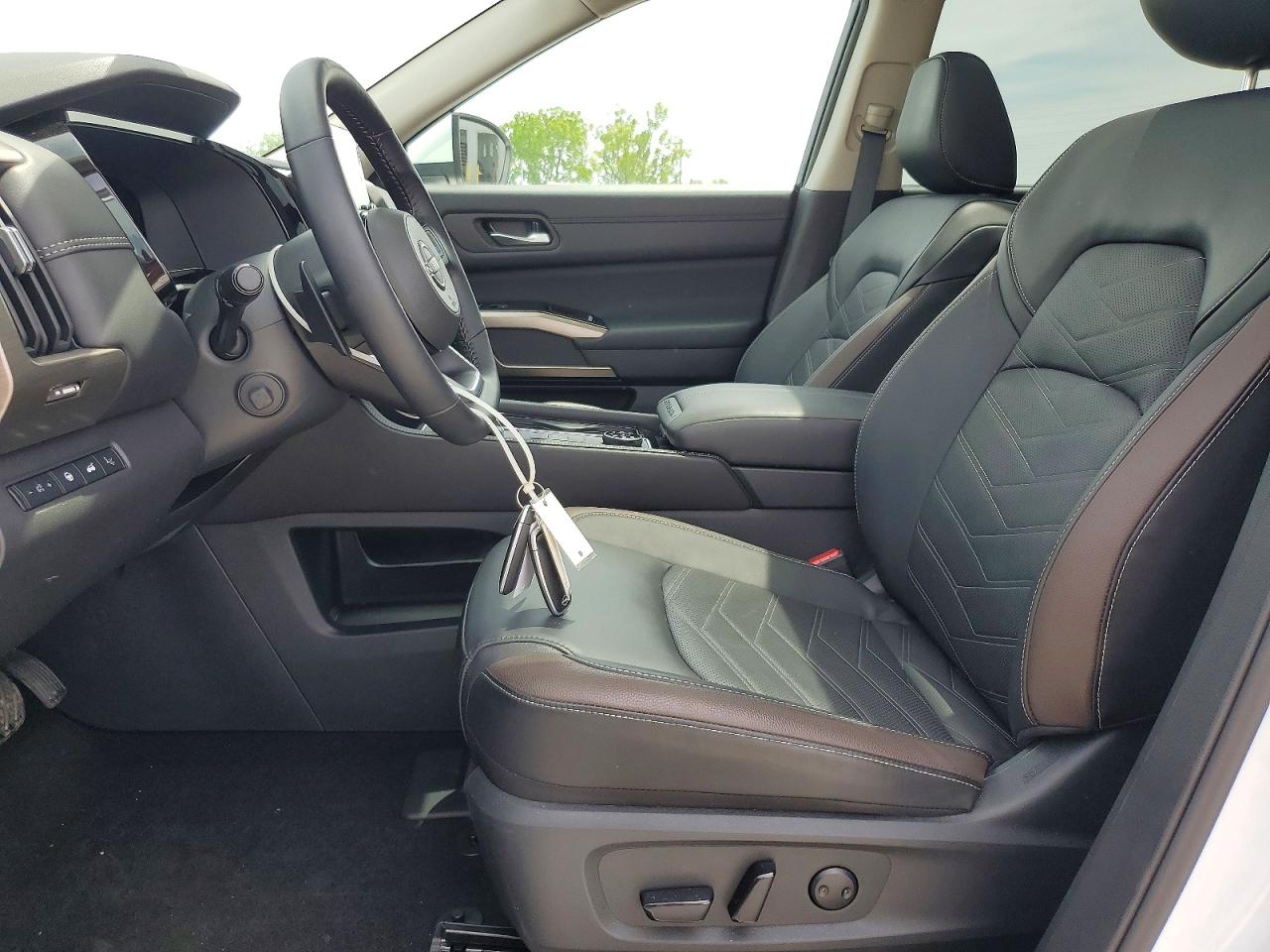 2025 NISSAN PATHFINDER