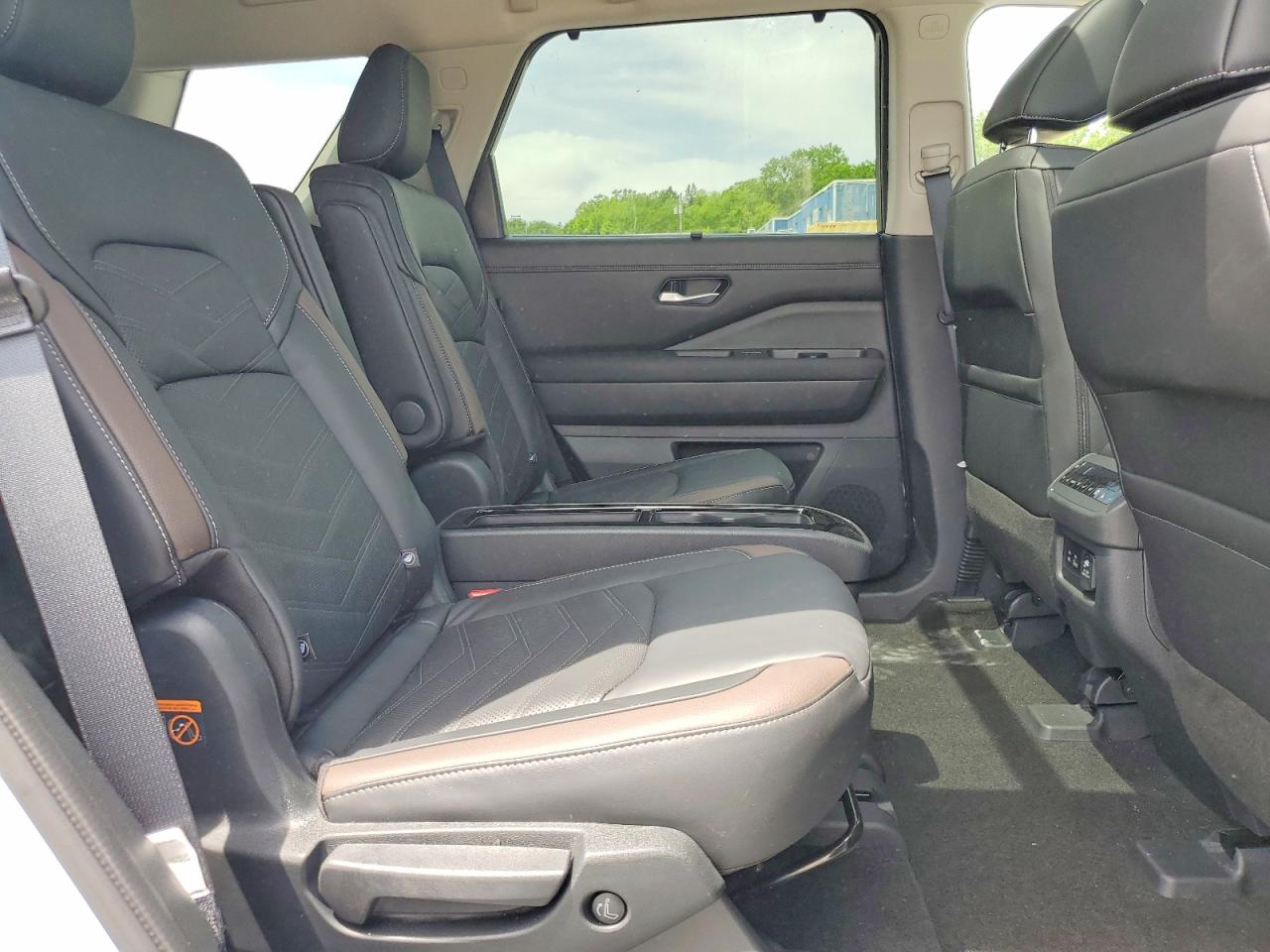 2025 NISSAN PATHFINDER