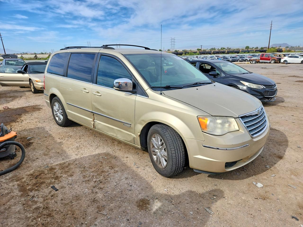 2010 CHRYSLER MINIVAN