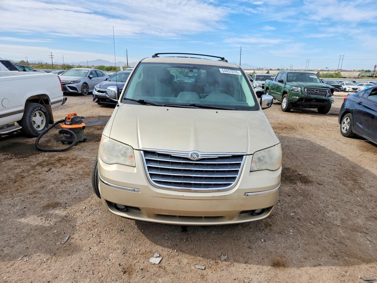 2010 CHRYSLER MINIVAN