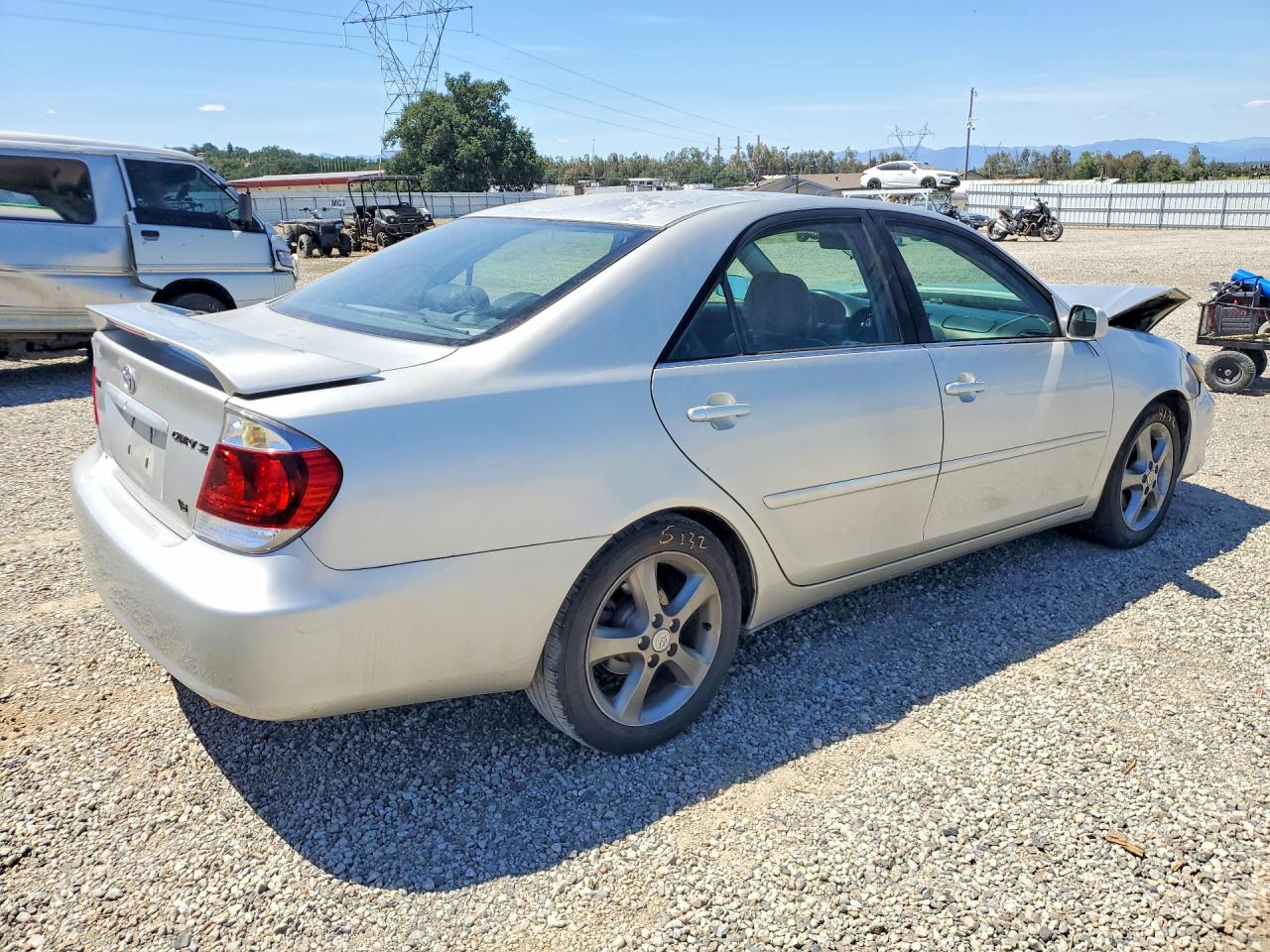 2005 TOYOTA CAMRY