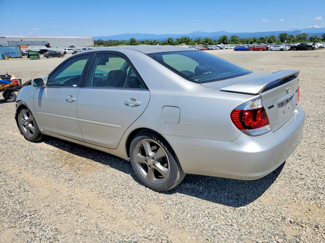 2005 TOYOTA CAMRY