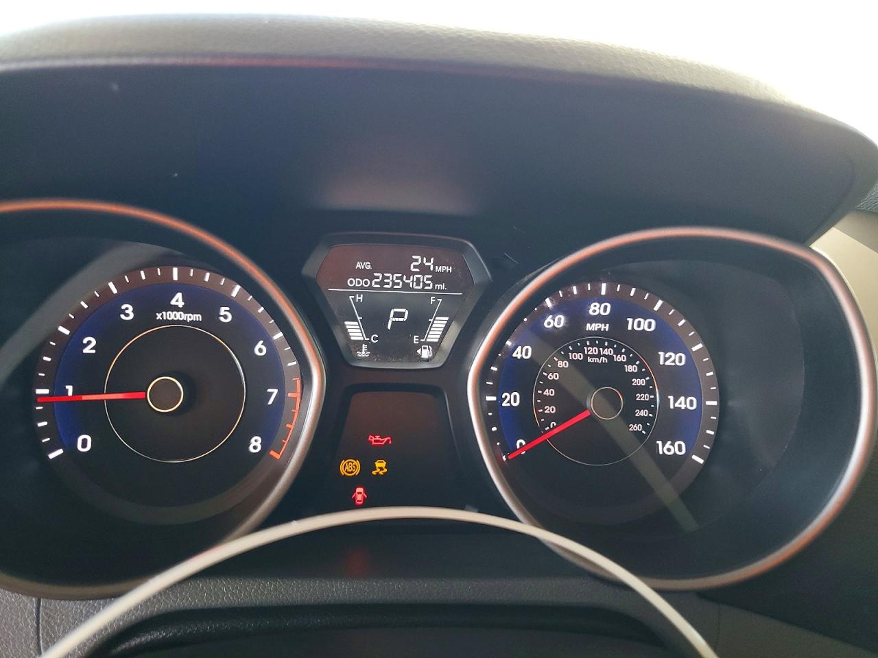 2013 HYUNDAI ELANTRA