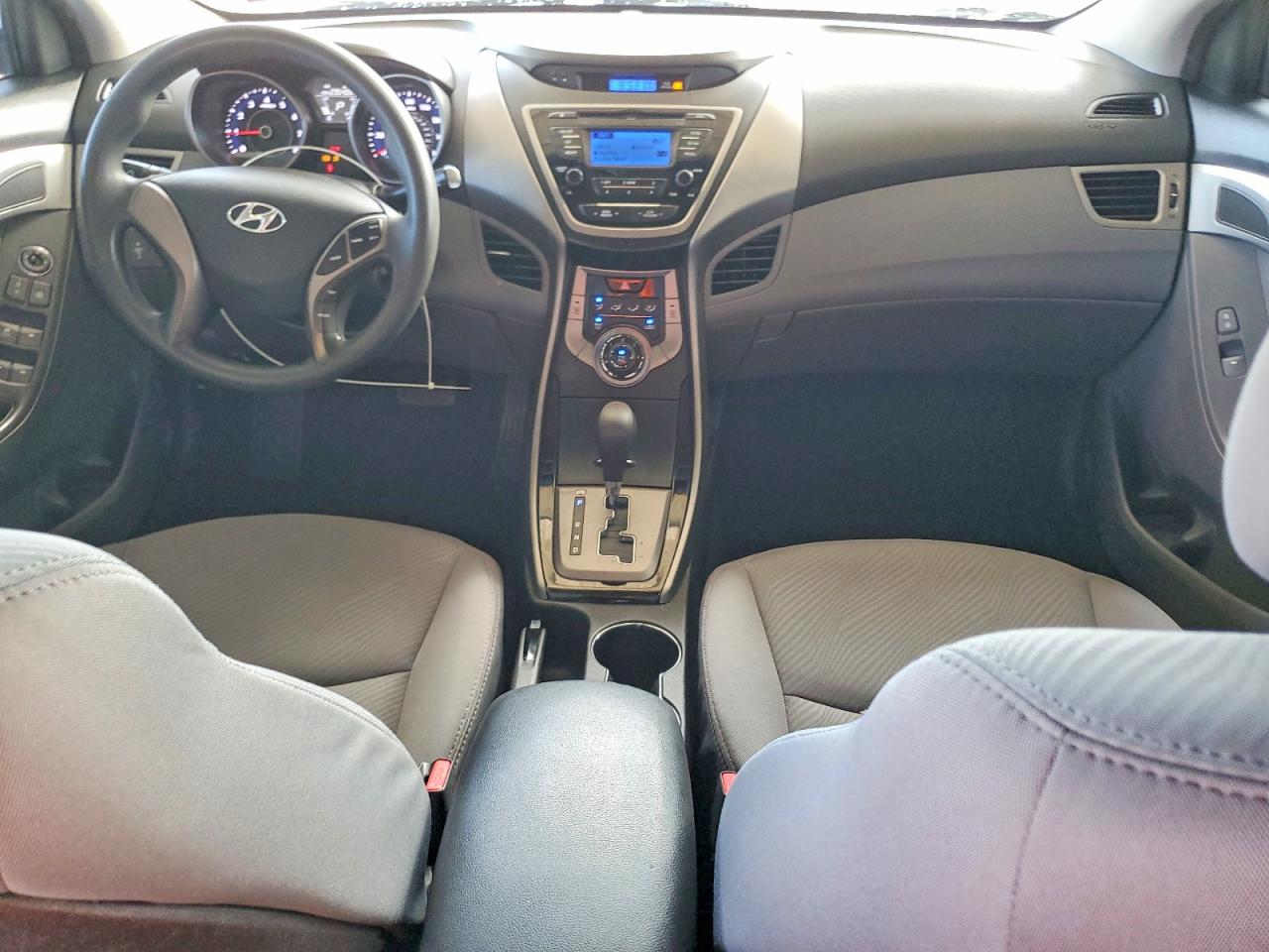 2013 HYUNDAI ELANTRA