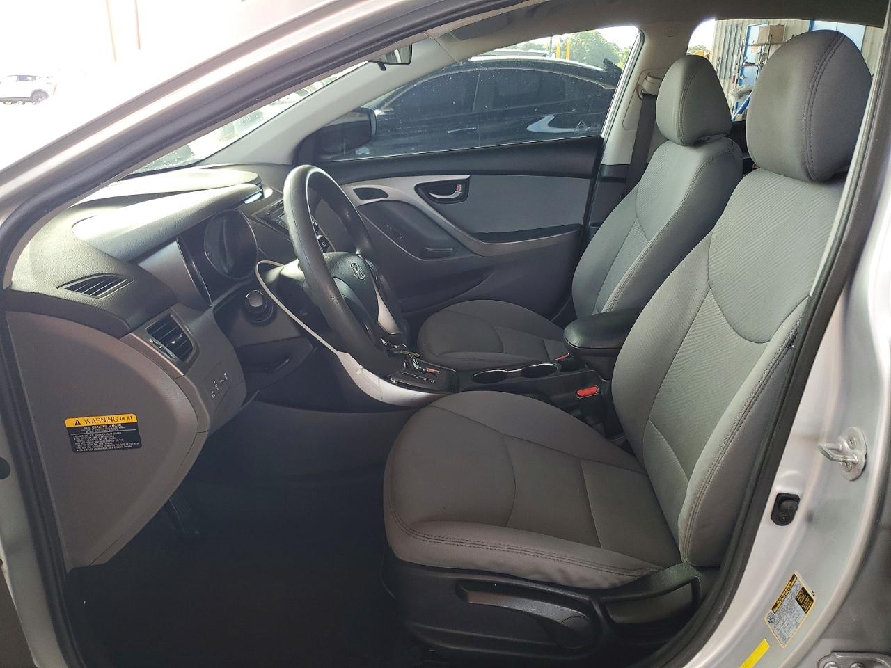 2013 HYUNDAI ELANTRA