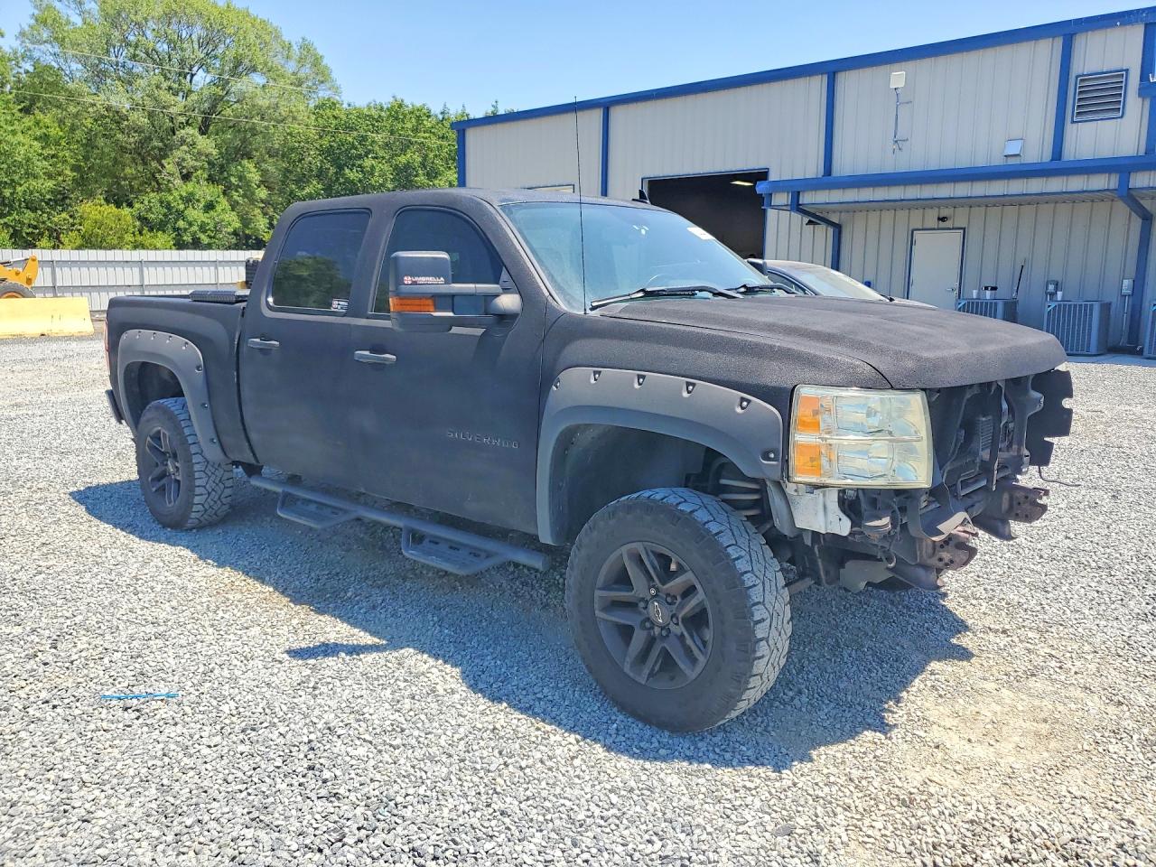 2011 CHEV SILVERADO