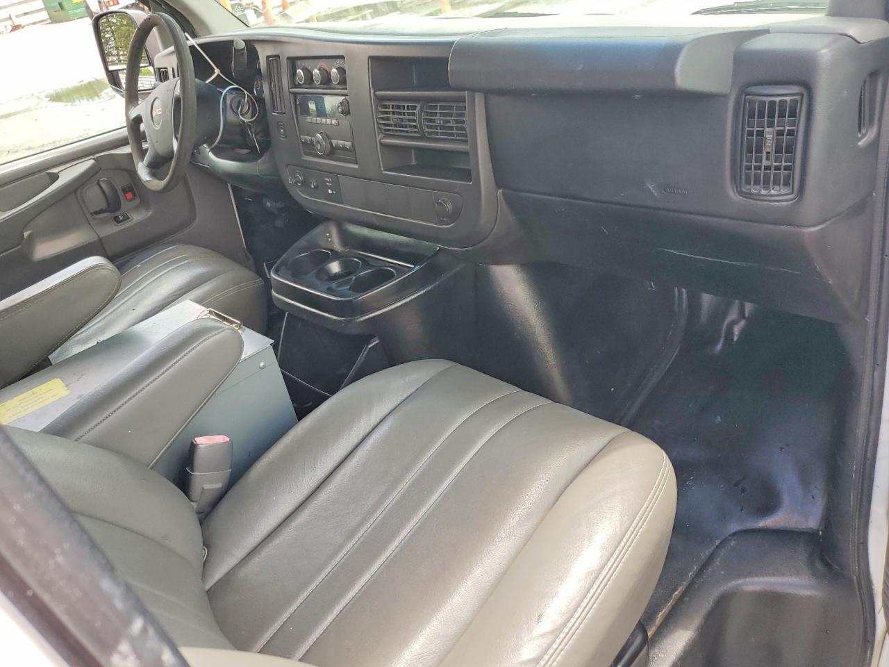 2014 GMC SAVANA