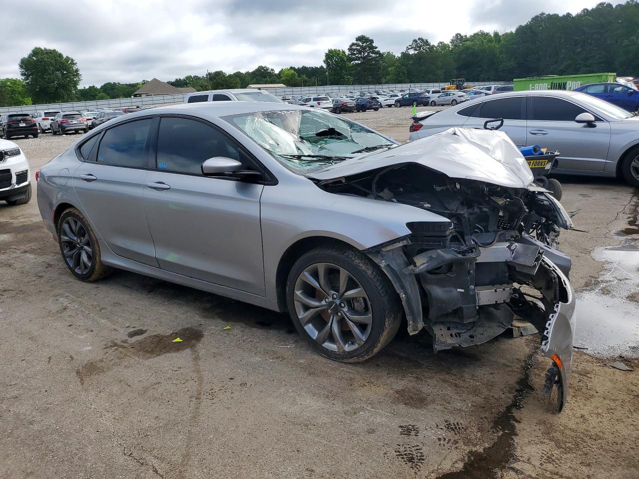 2015 CHRYSLER 200
