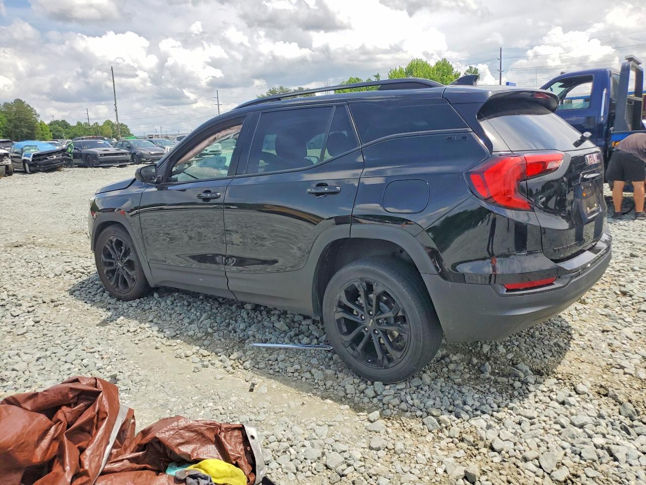2021 GMC TERRAIN