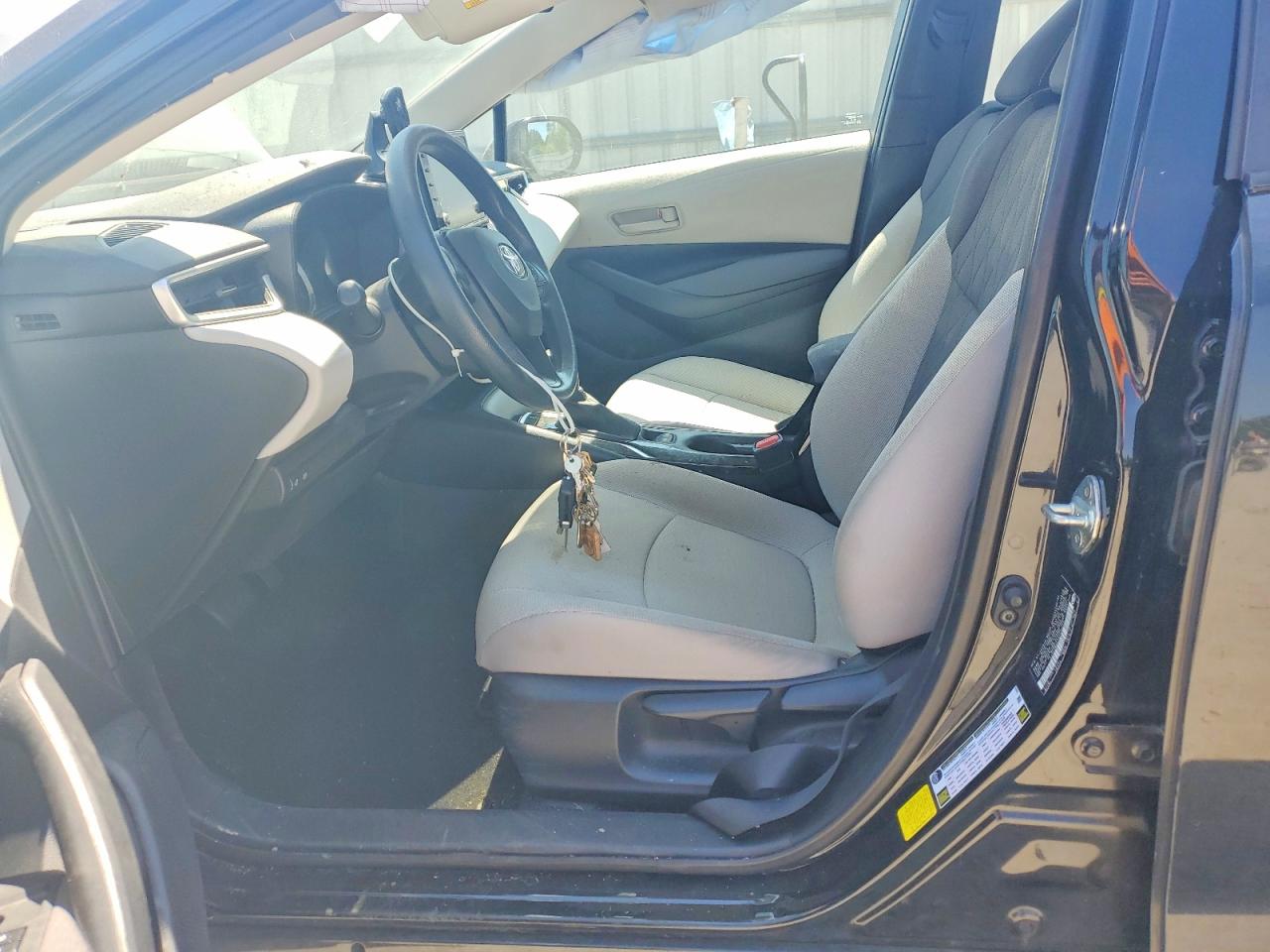 2022 TOYOTA COROLLA