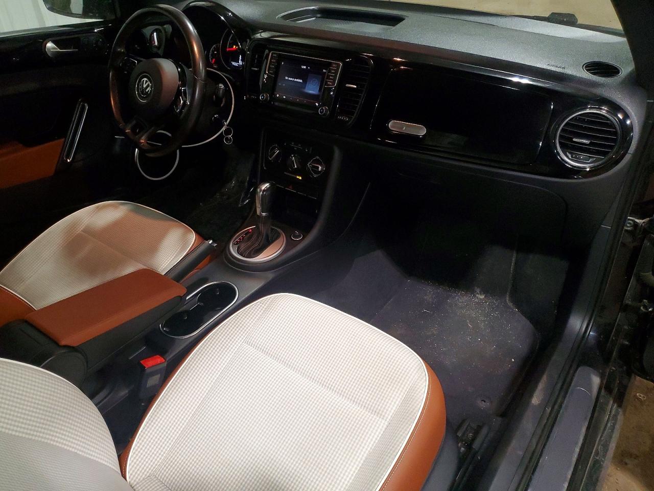 2016 VOLKSWAGEN BEETLE