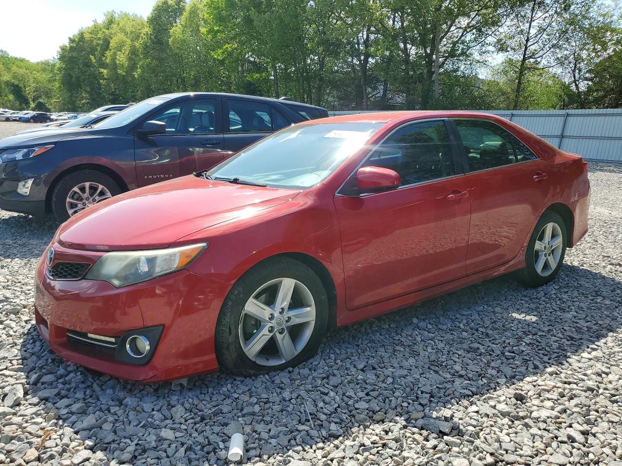 2014 TOYOTA CAMRY