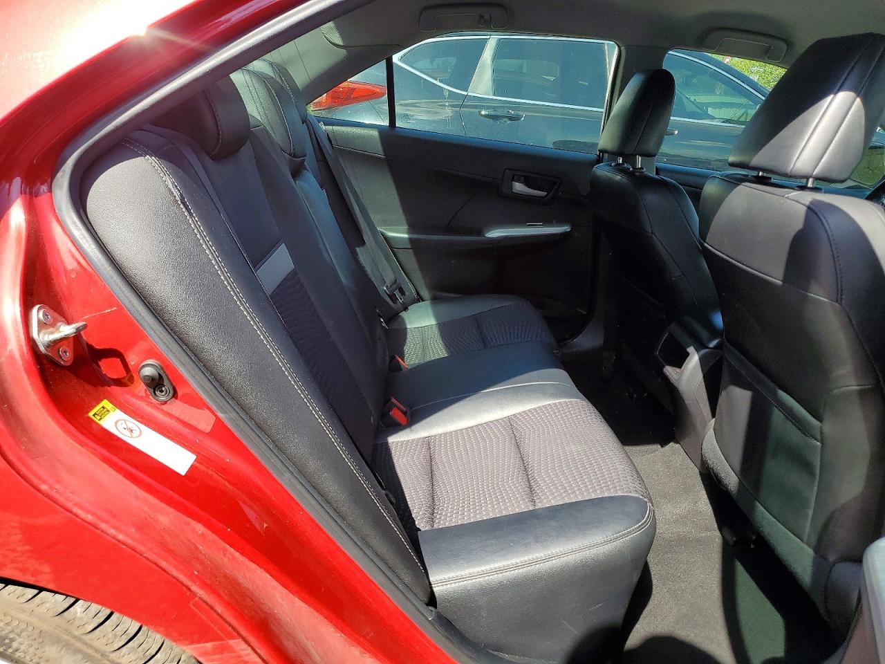2014 TOYOTA CAMRY