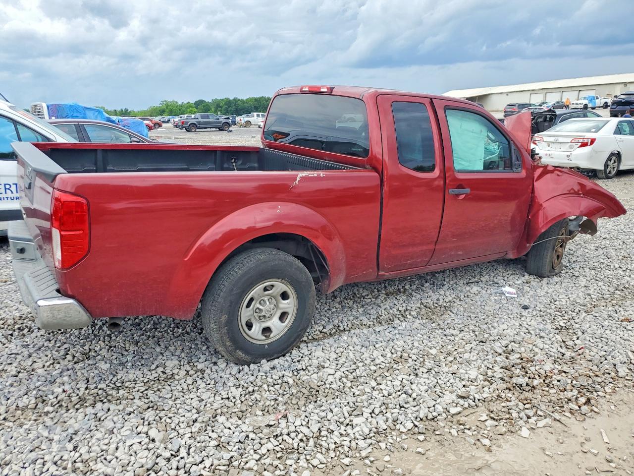 2016 NISSAN FRONTIER