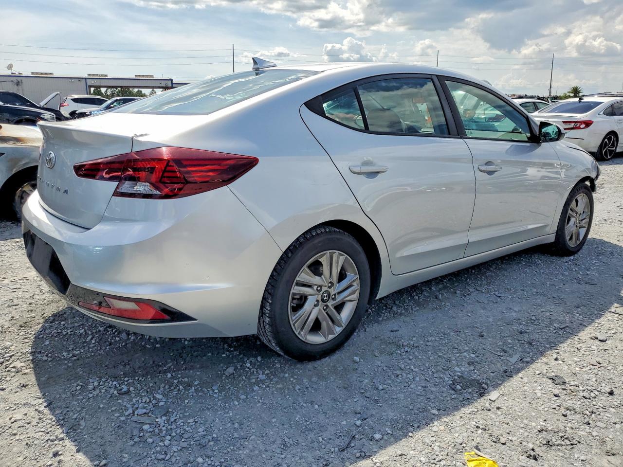 2020 HYUNDAI ELANTRA