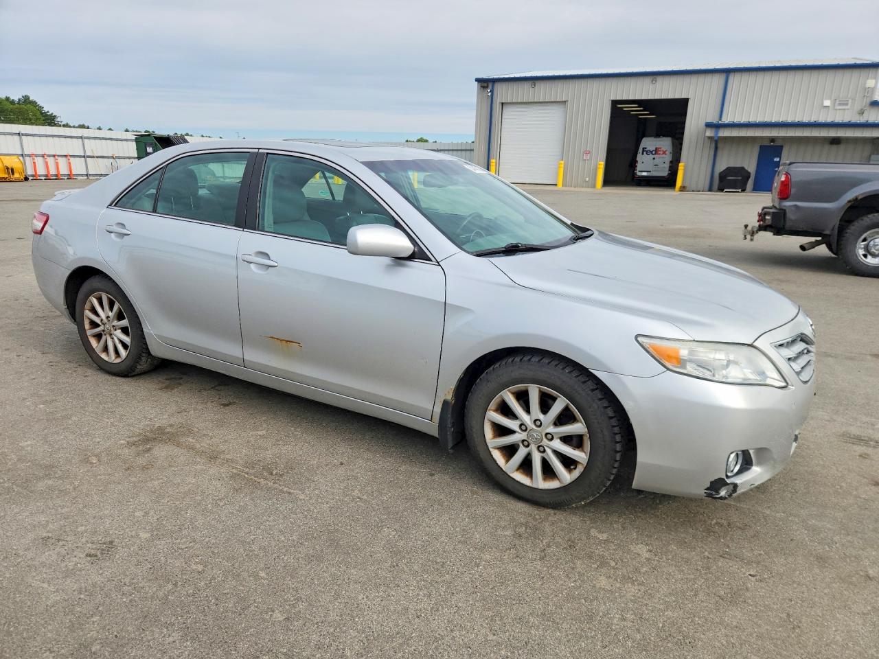 2010 TOYOTA CAMRY