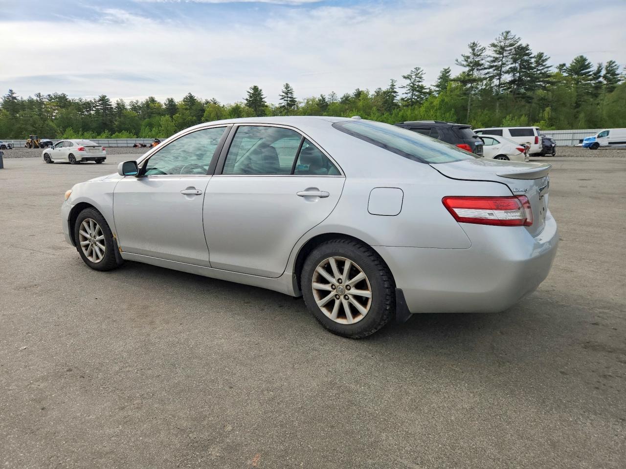 2010 TOYOTA CAMRY