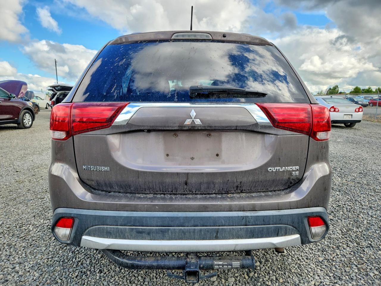 2016 MITSUBISHI OUTLANDER