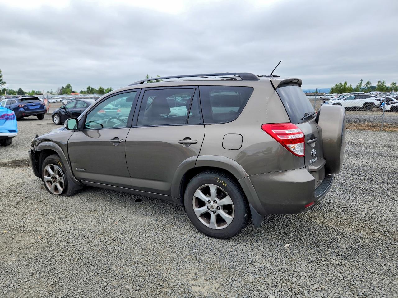 2011 TOYOTA RAV4