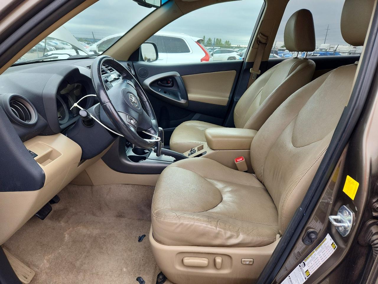 2011 TOYOTA RAV4