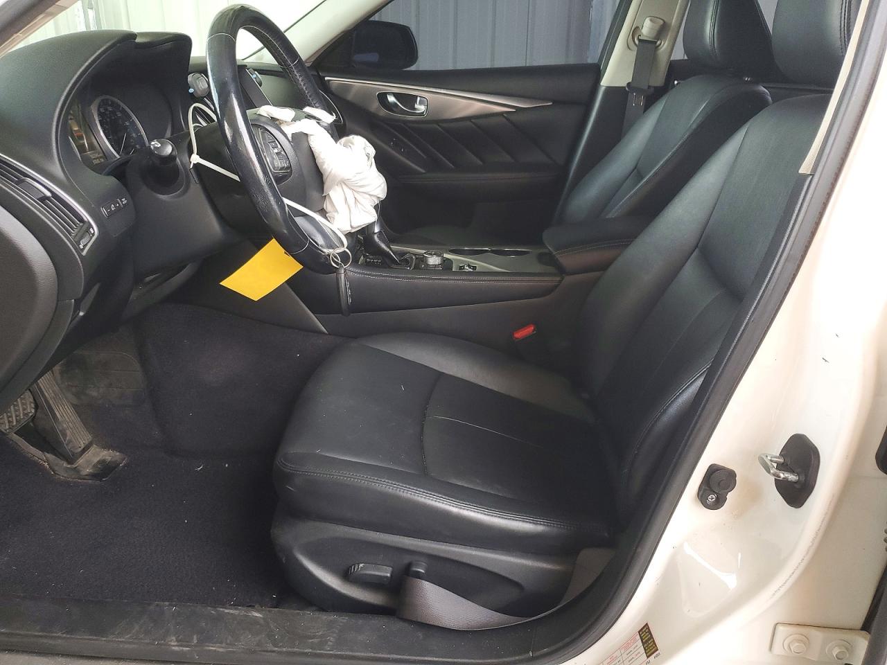 2015 INFINITI Q50