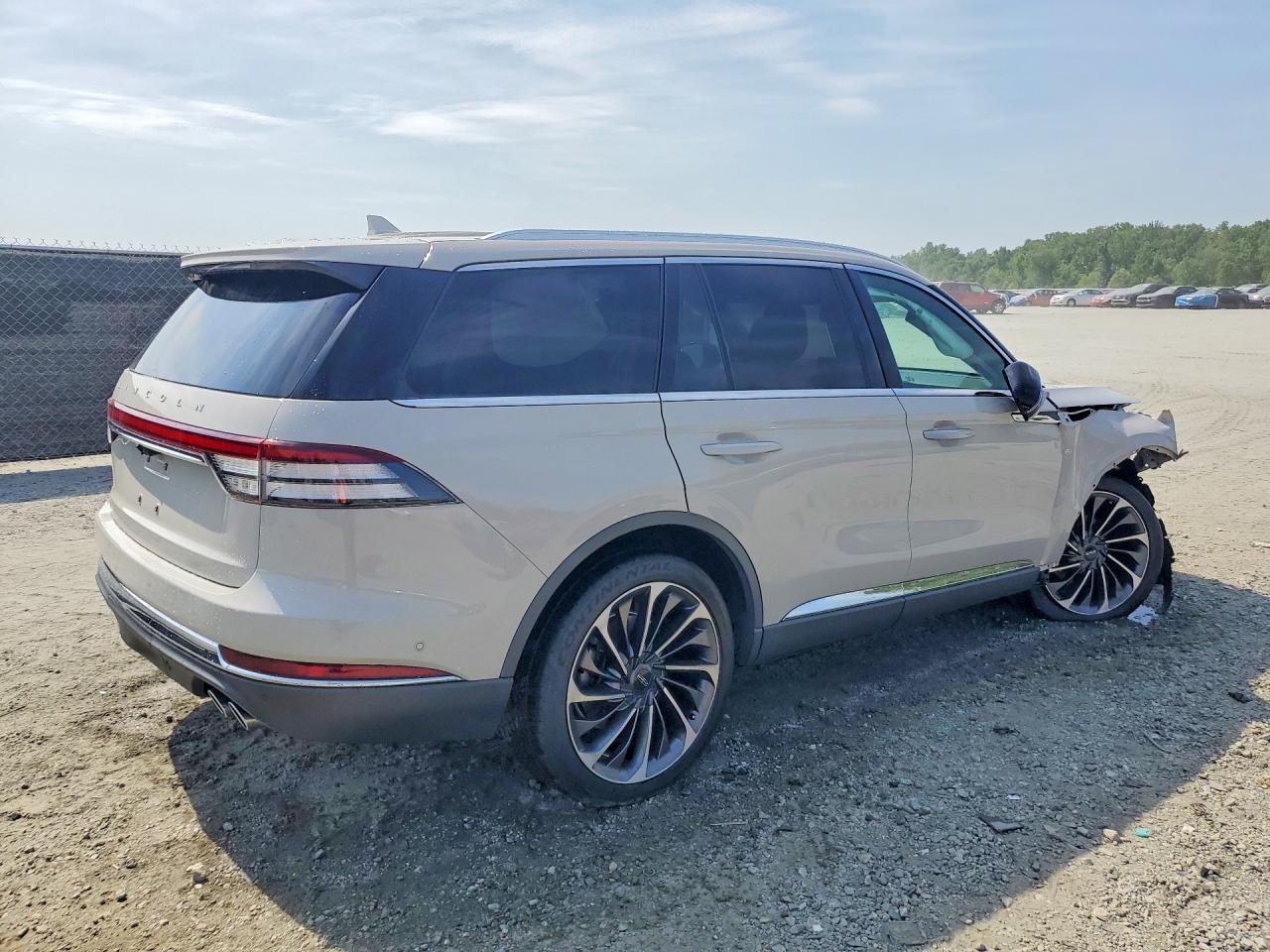 2020 LINCOLN AVIATOR