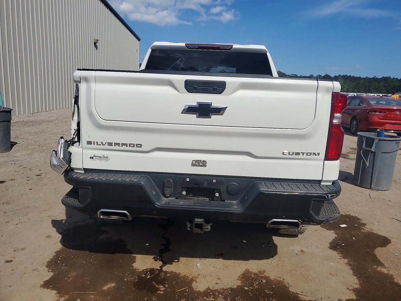 2021 CHEVROLET SILVERADO