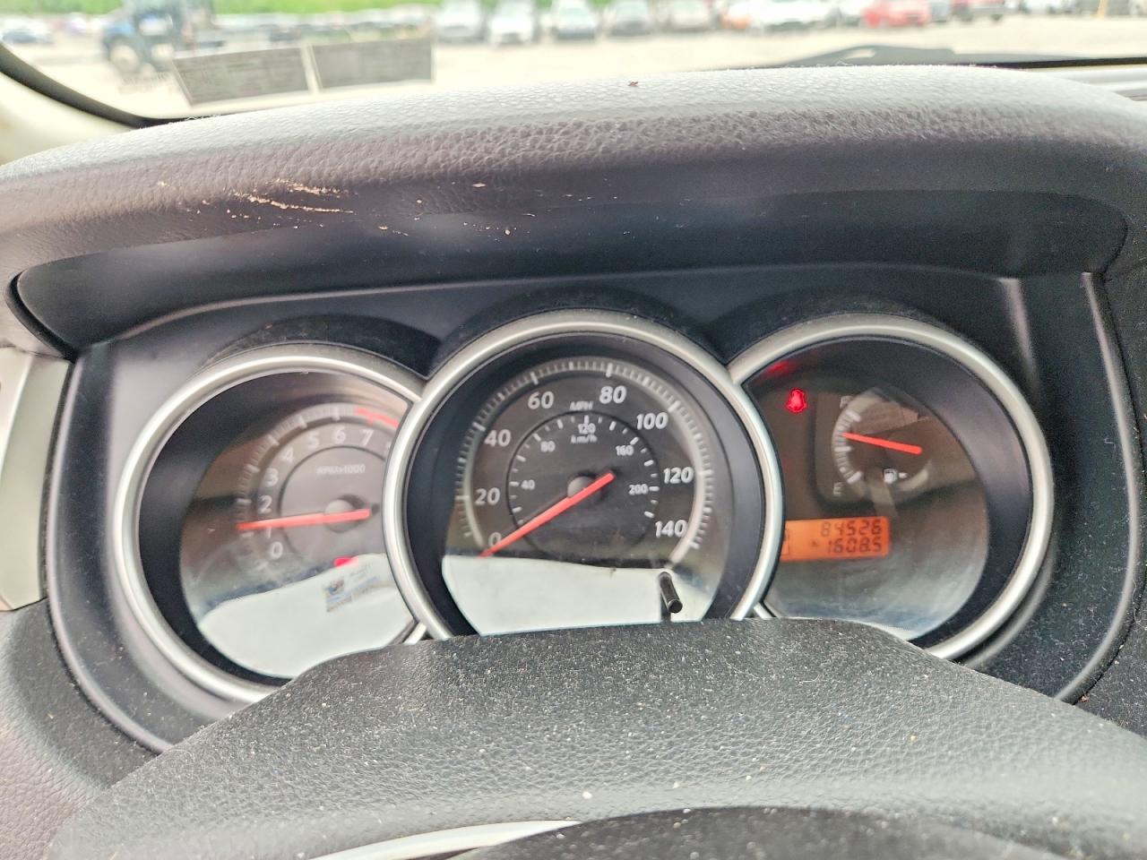 2011 NISSAN VERSA 1.8