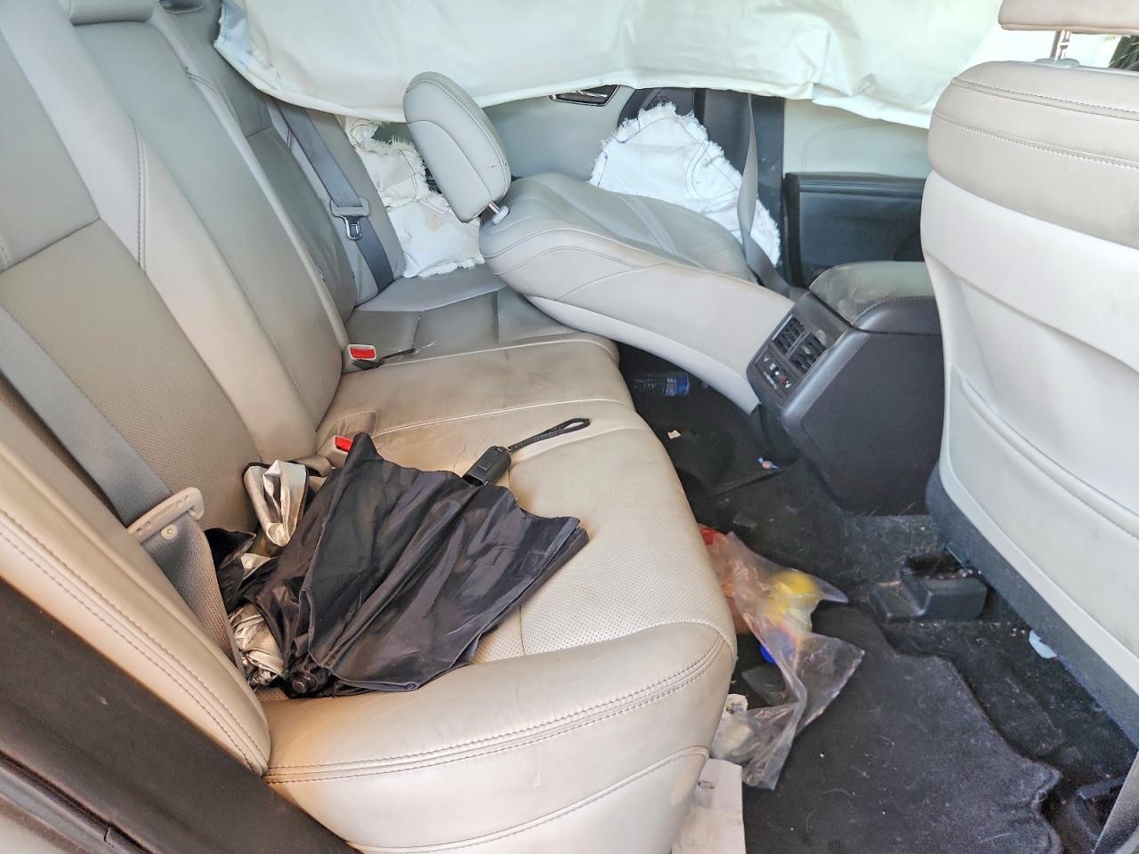 2016 TOYOTA AVALON