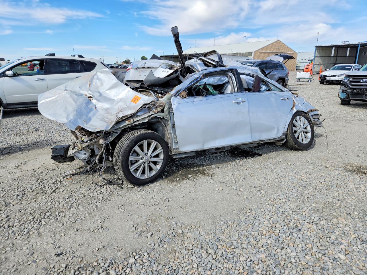 2014 TOYOTA CAMRY