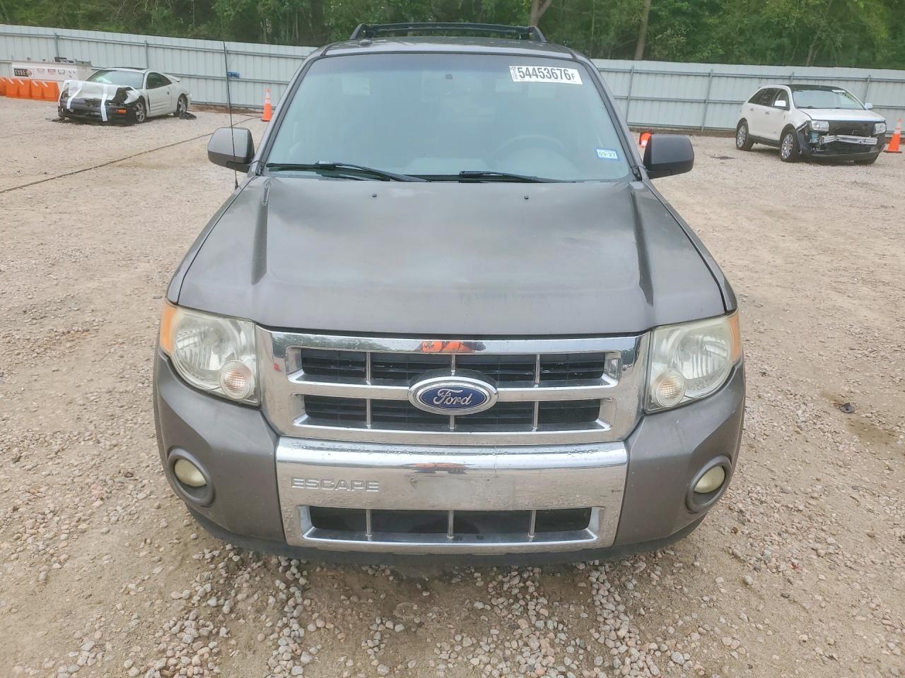 2011 FORD ESCAPE